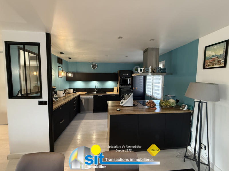 Maison - 111 m² - 5 pièces