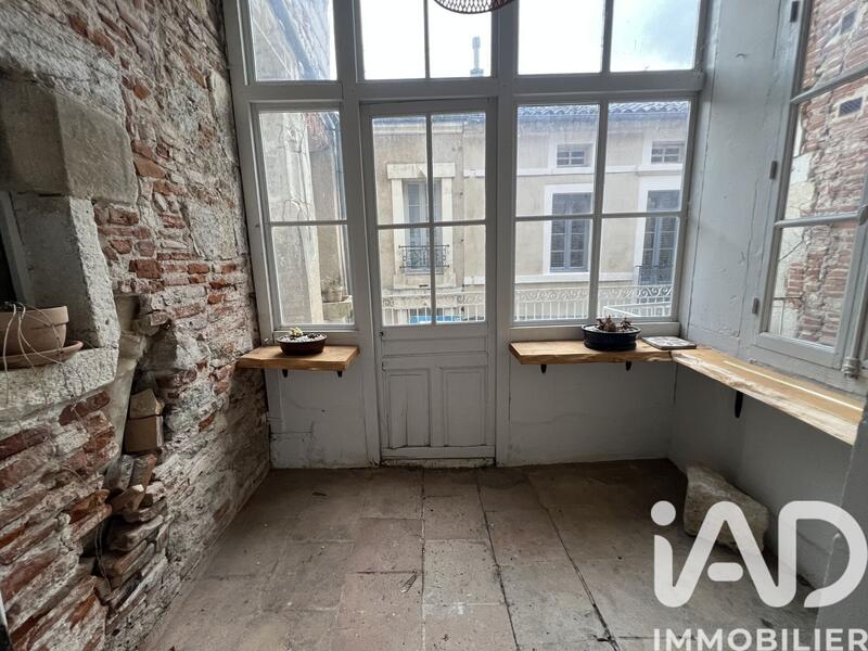 Appartement - 88 m² - 2 pièces