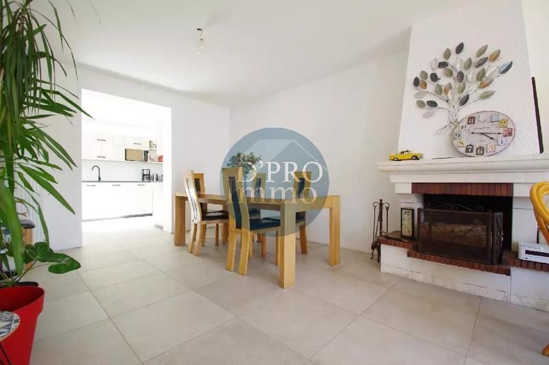 Maison - 104 m² - 6 pièces