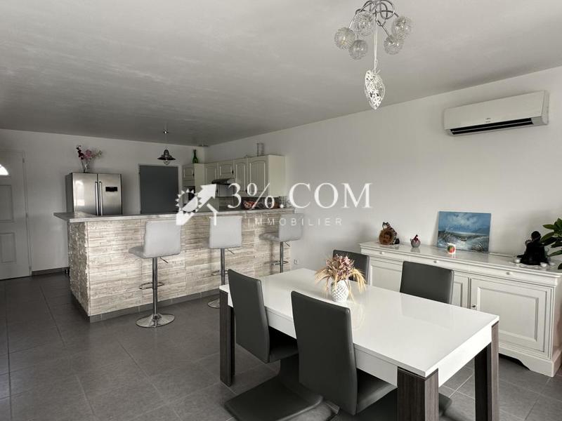 Maison - 93 m² - 4 pièces