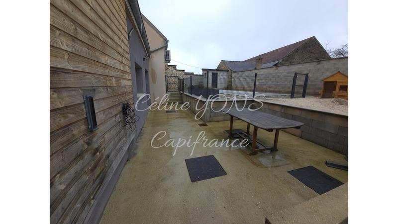 Maison - 171 m² - 9 pièces