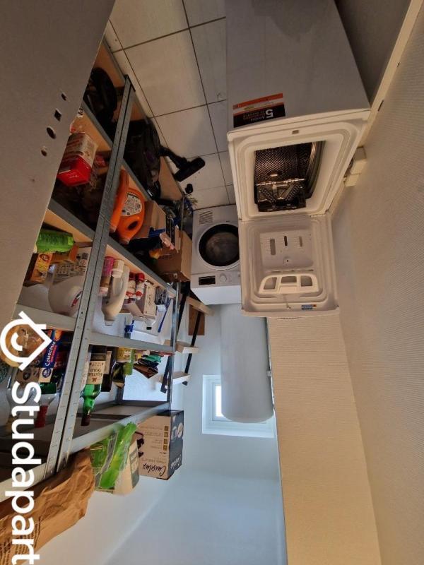 Chambre - 9 m² - 1 pièce