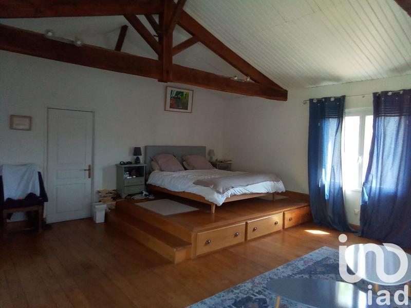 Maison - 254 m² - 7 pièces