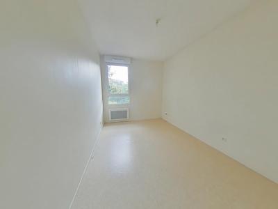 Appartement ancien - 83 m² - 4 pièces