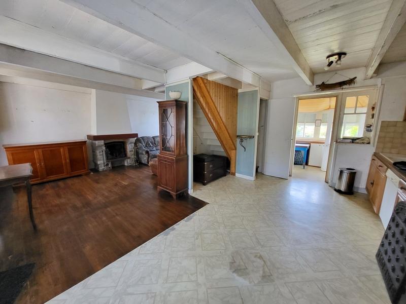 Maison - 92 m² - 9 pièces