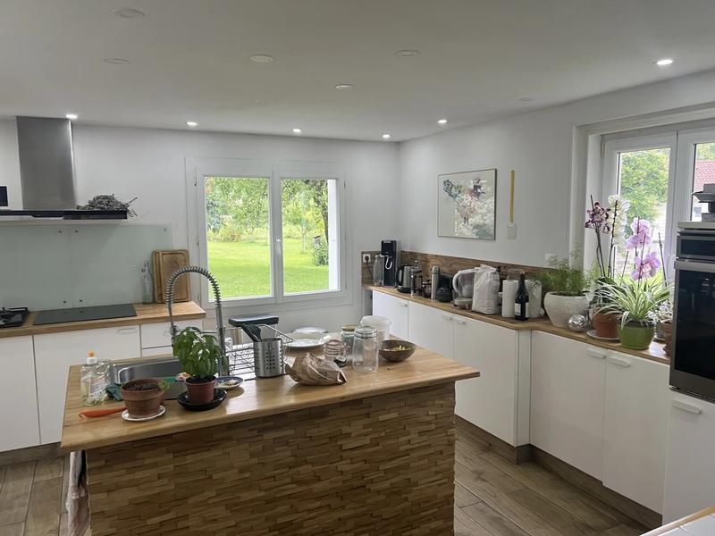 Maison - 170 m² - 7 pièces