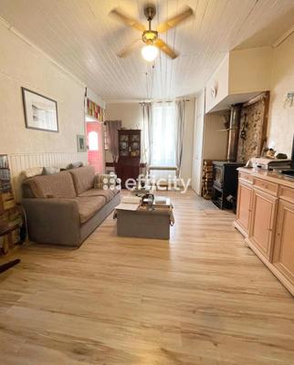 Maison - 86 m² - 5 pièces