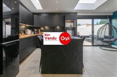 Maison - 91 m² - 4 pièces