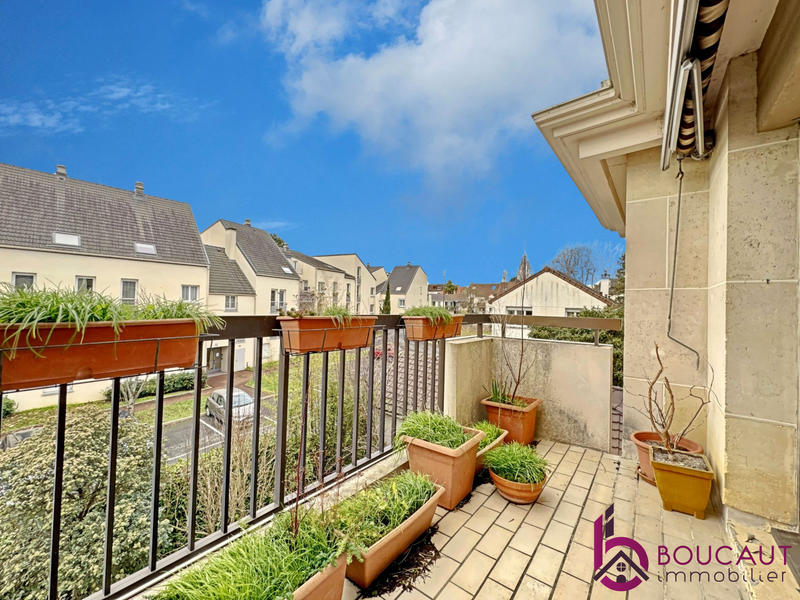 Appartement - 90 m² - 4 pièces