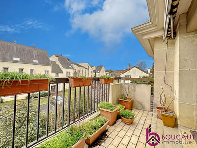 Appartement - 90 m² - 4 pièces