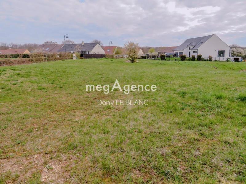 Terrain constructible - 759 m²