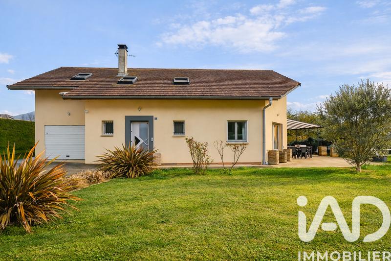 Maison - 160 m² - 6 pièces