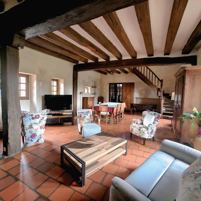 Maison - 233 m² - 11 pièces