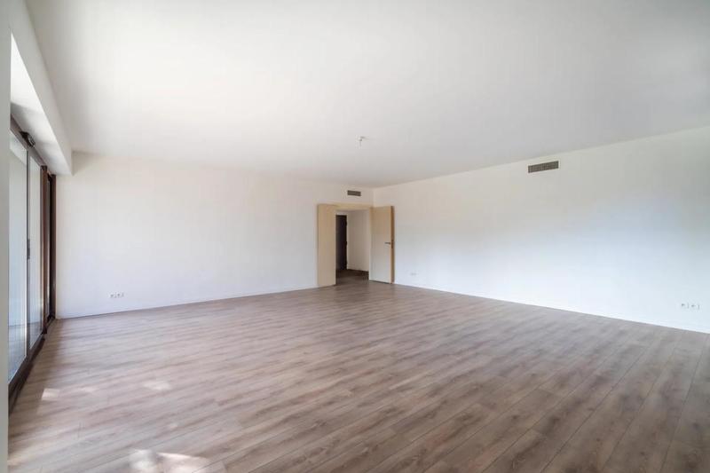 Appartement - 126 m² - 4 pièces