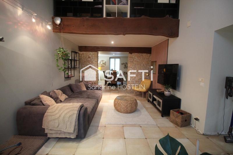 Maison - 284 m² - 10 pièces