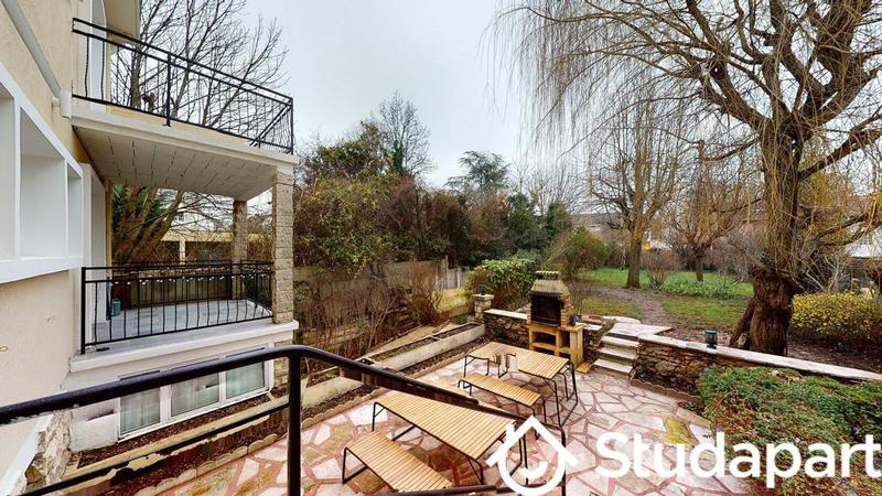 Chambre - 12 m² - 1 pièce