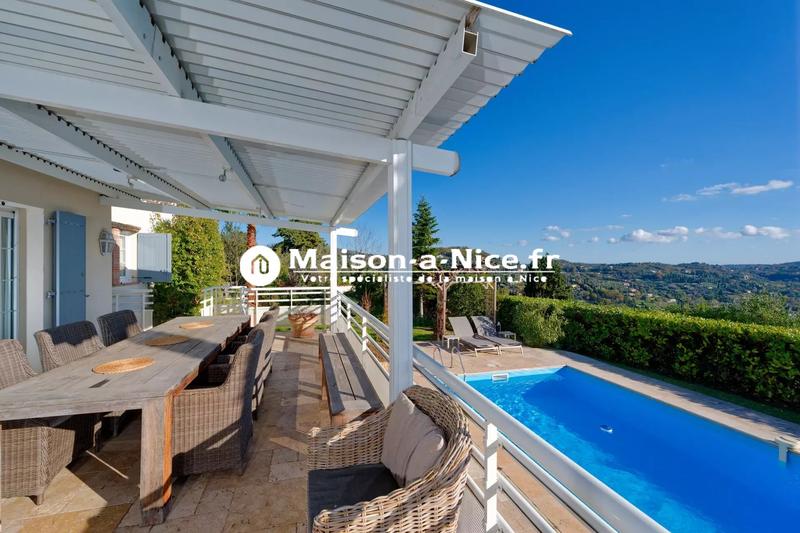 Maison - 142 m² - 5 pièces