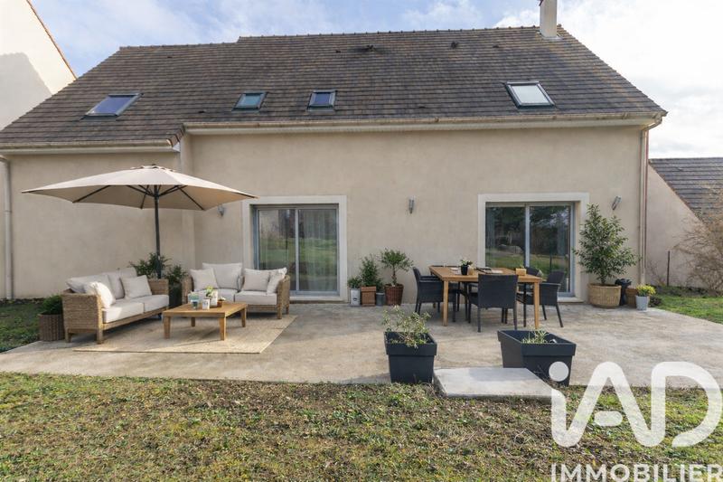 Maison - 168 m² - 7 pièces