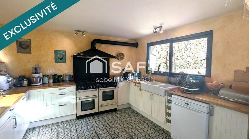 Maison - 188 m² - 8 pièces