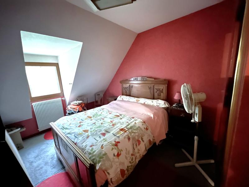 Maison traditionnelle - 167 m² - 8 pièces