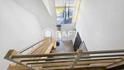 Maison - 161 m² - 5 pièces