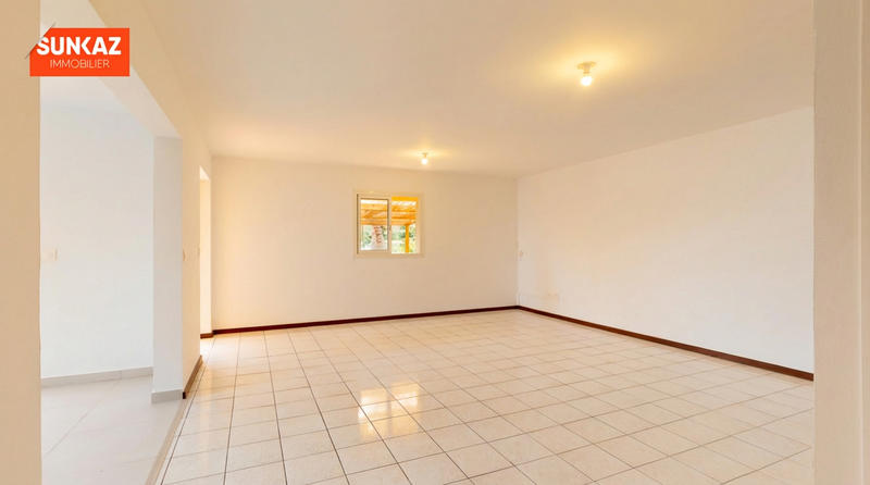 Maison - 120 m² - 4 pièces