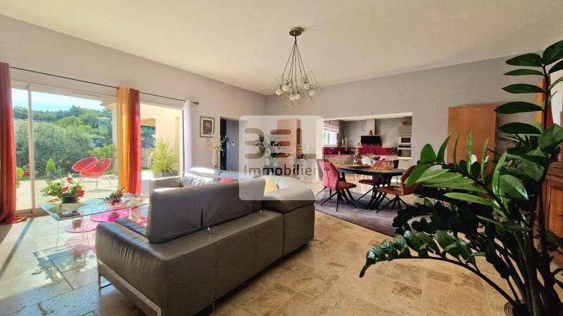 Villa - 128 m² - 5 pièces