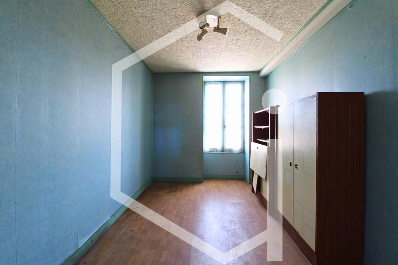 Maison - 96 m² - 4 pièces