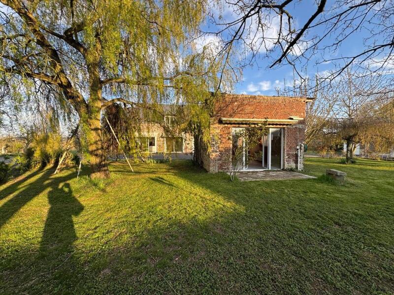 Maison - 217 m² - 6 pièces