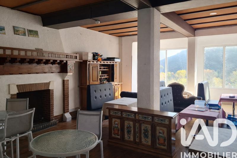 Immeuble - 7 873 m² - 3 pièces