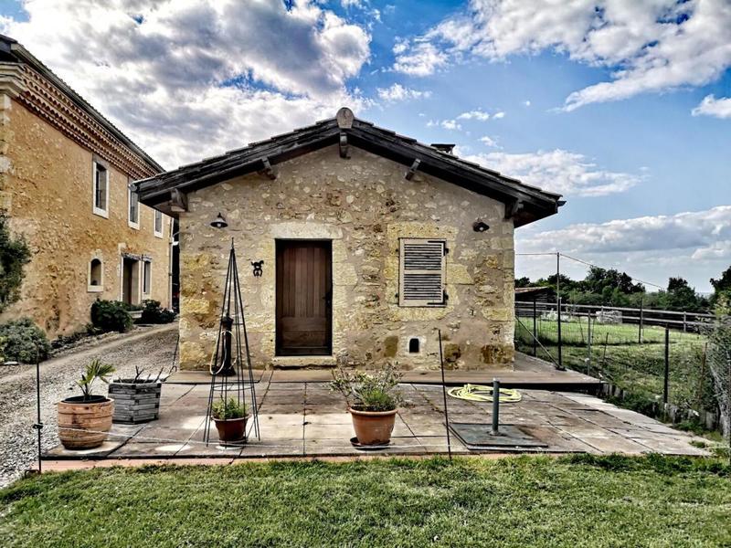 Maison de domaine équestre - 294 m² - 9 pièces