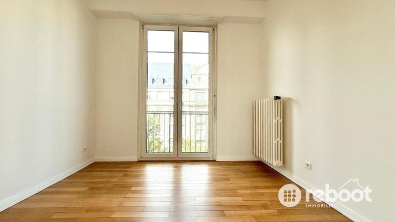 Appartement - 94 m² - 5 pièces