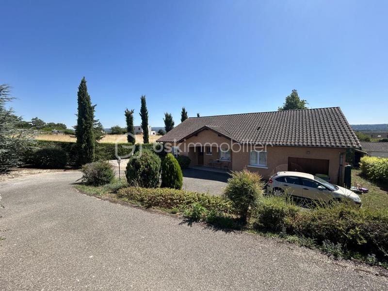 Maison traditionnelle - 130 m² - 4 pièces