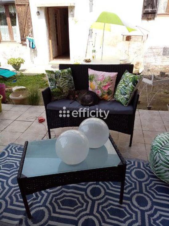 Maison - 200 m² - 9 pièces