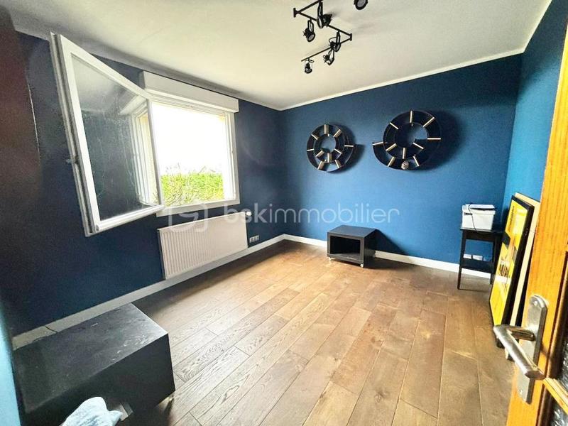 Pavillon - 130 m² - 7 pièces