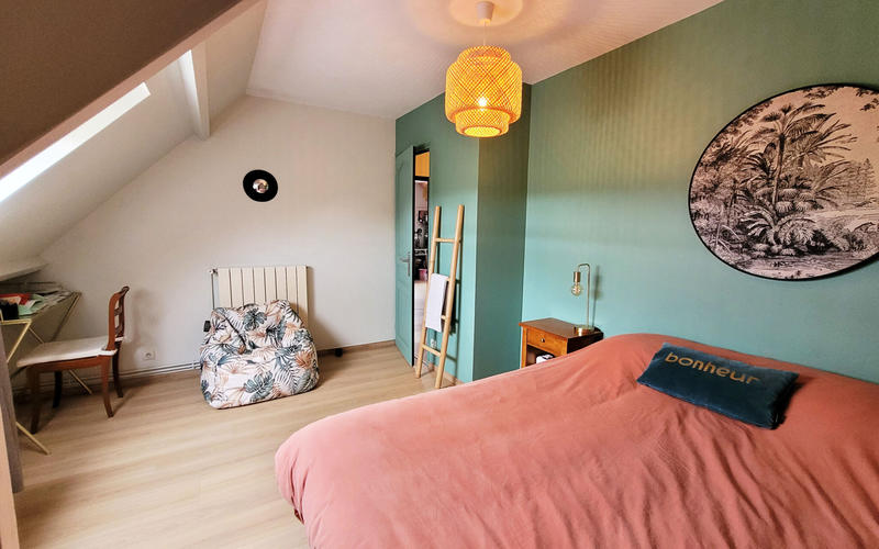 Maison - 215 m² - 8 pièces