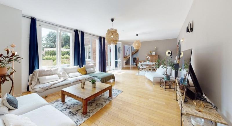 Maison ancienne - 233 m² - 7 pièces