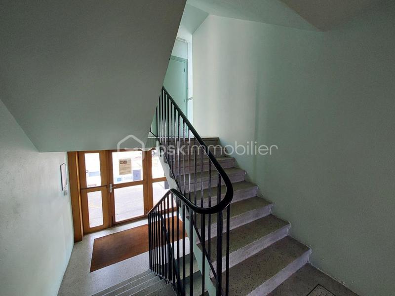 Appartement - 70 m² - 4 pièces