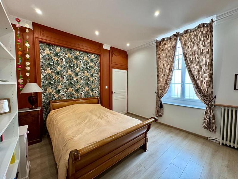 Appartement - 154 m² - 6 pièces