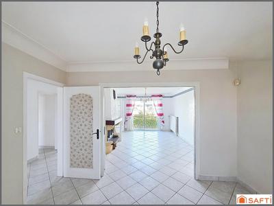 Maison - 94 m² - 5 pièces