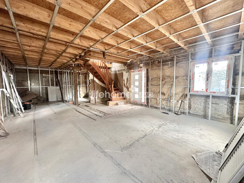 Maison traditionnelle - 110 m² - 4 pièces