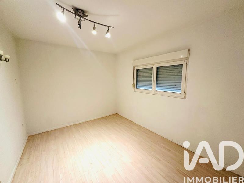 Maison - 320 m² - 10 pièces