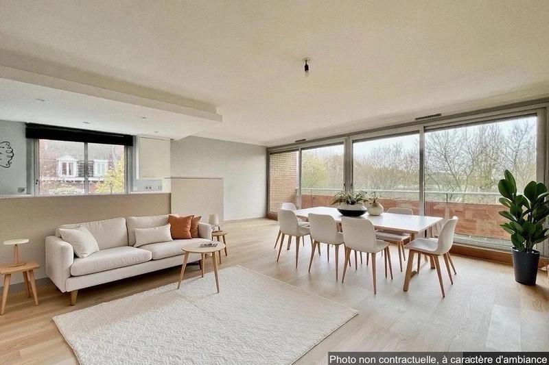 Appartement - 93 m² - 4 pièces