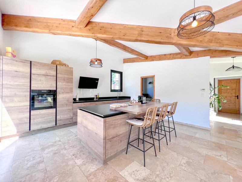 Maison contemporaine - 290 m² - 8 pièces