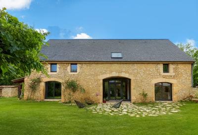 Maison - 175 m² - 7 pièces