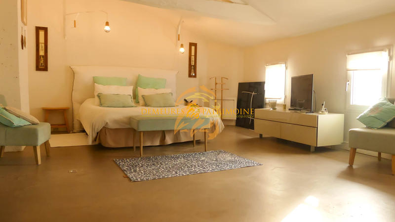 Duplex - 225 m² - 5 pièces