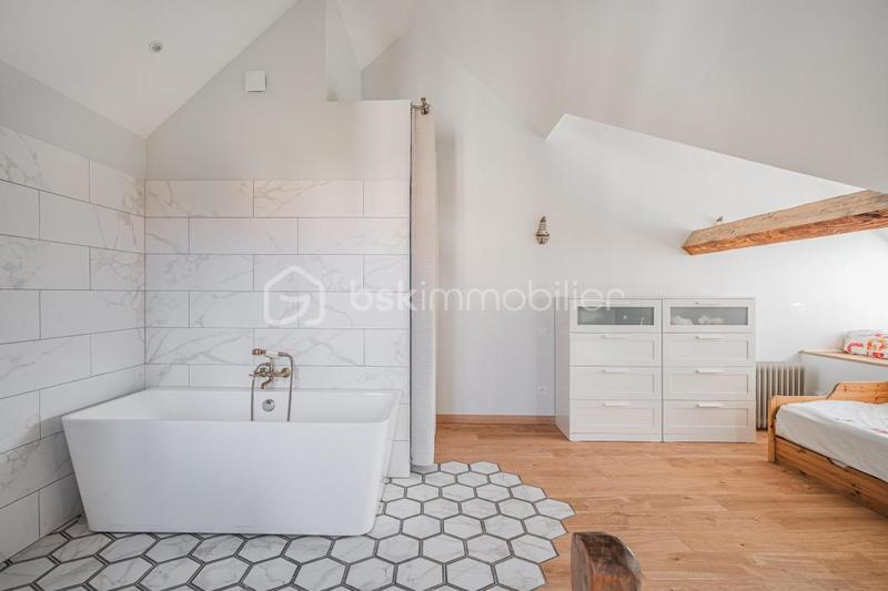 Duplex - 115 m² - 5 pièces