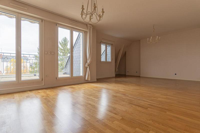 Appartement - 91 m² - 4 pièces