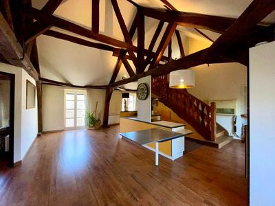 Appartement - 77 m² - 3 pièces