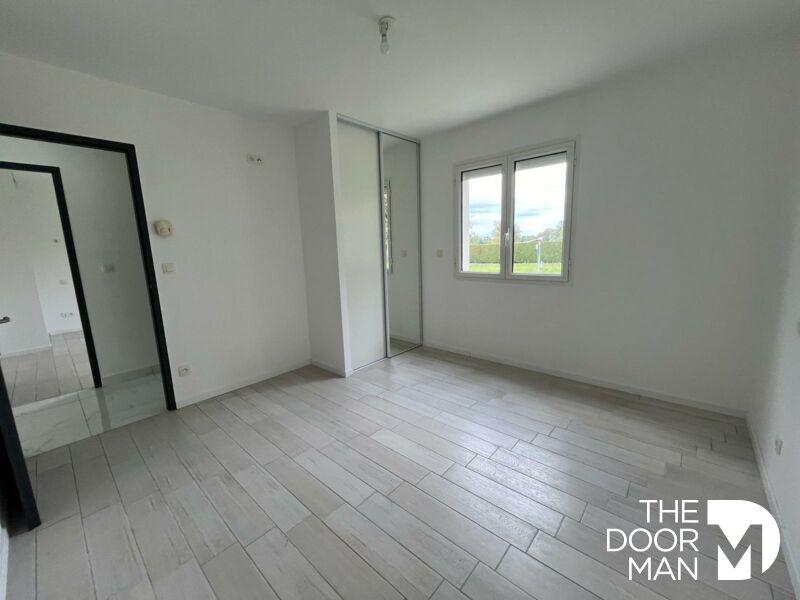 Maison - 202 m² - 10 pièces